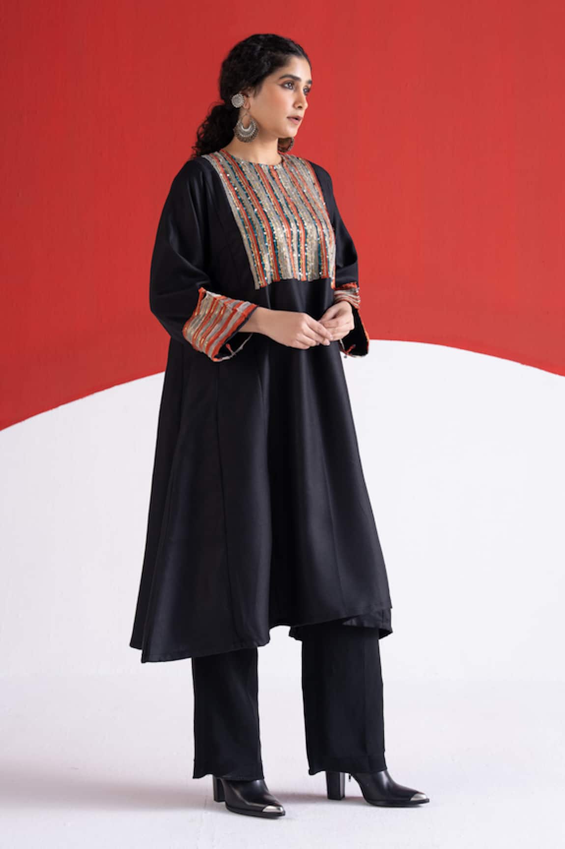 TA’Assur Soophiya Embellished Phiran Kurta 