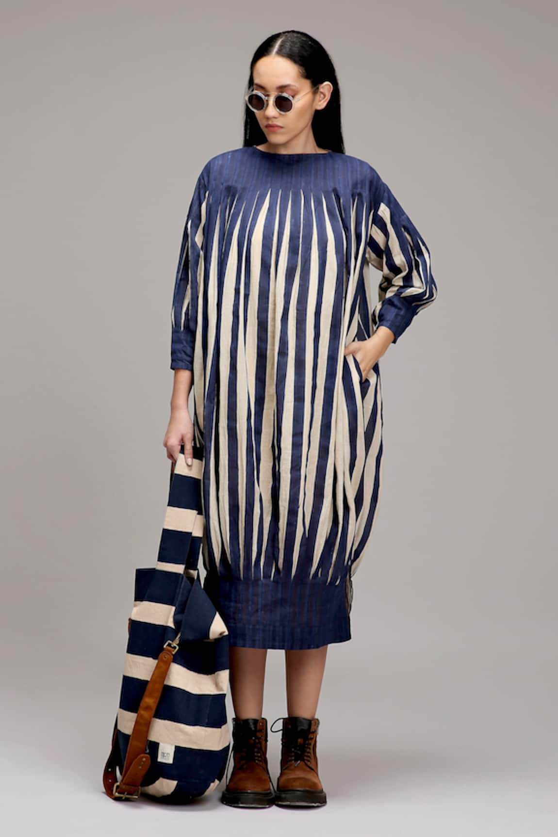 MATI_1 Striped Pleated Midi Dress