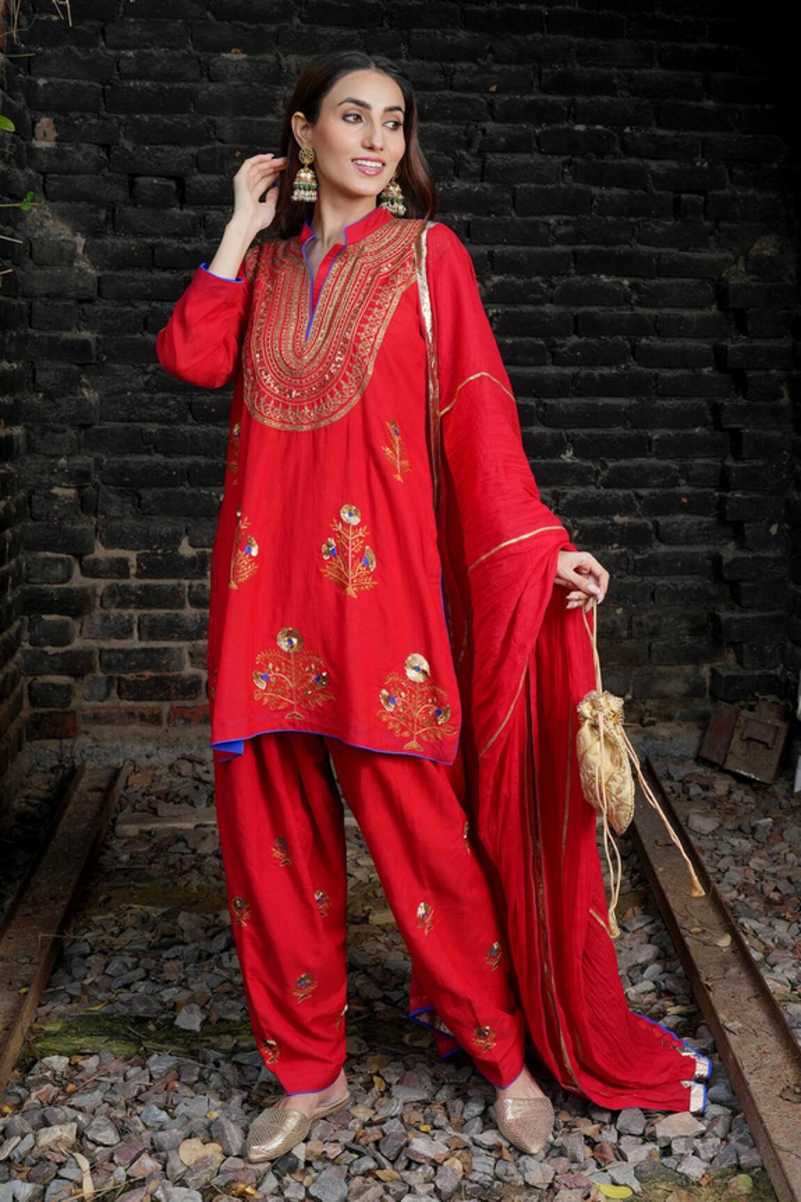 Nazar By Indu Zari Embroidered Kurta Set 
