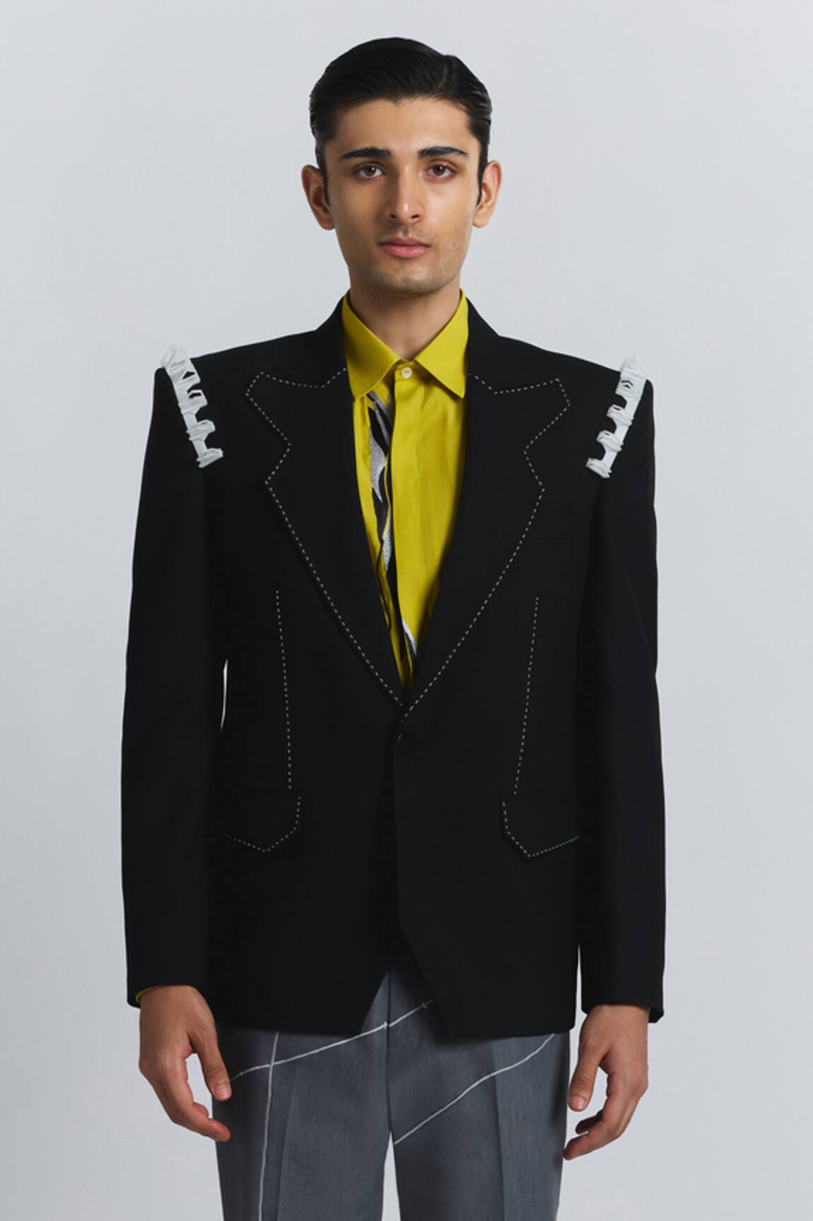 Line Out Line Urban Frame Blazer