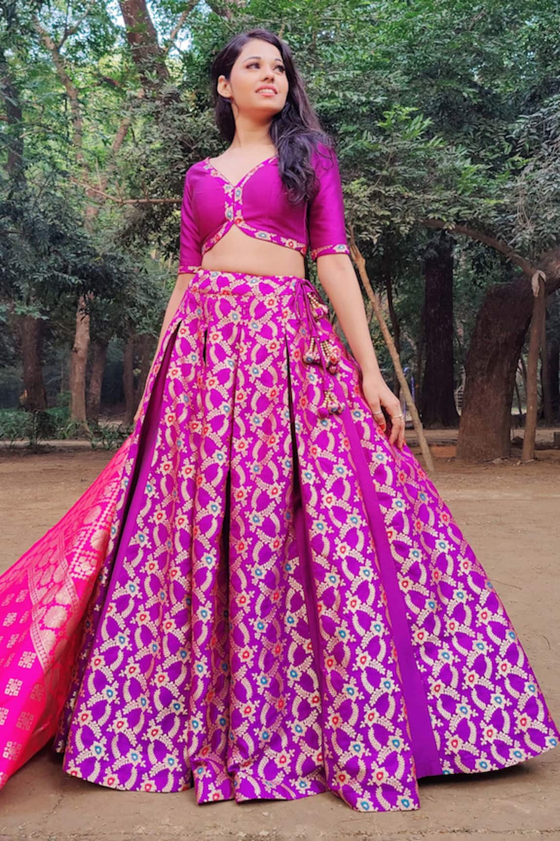 Amaltas Couture Banarasi Embroidered Lehenga Set