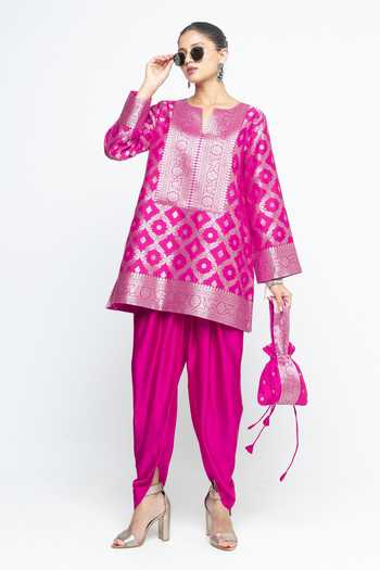 SOBARIKO Heer Brocade Jaal Kurta With Dhoti Pant 