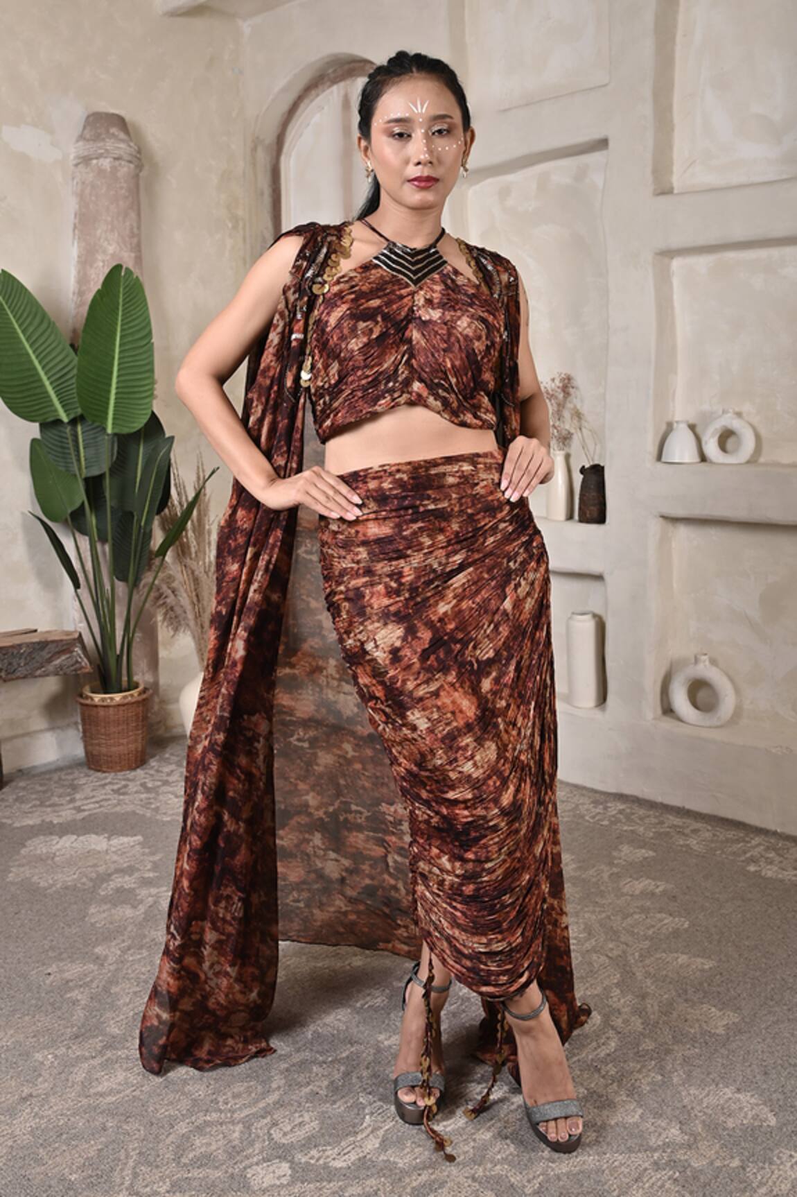 BAANI KHURANA Printed Cape & Draped Skirt Set