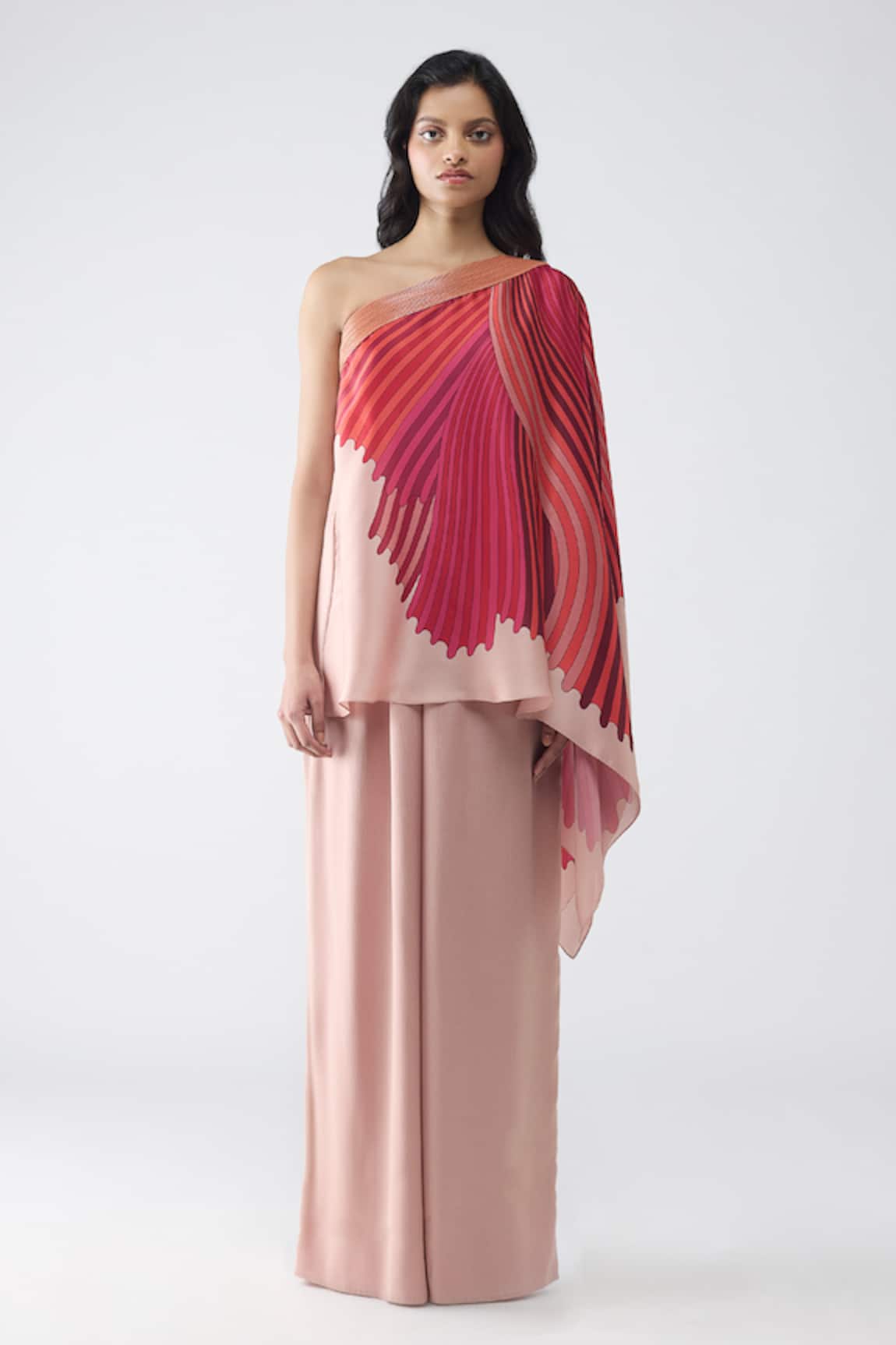 Amit Aggarwal Corded Fish Fin Cape & Pant Set 