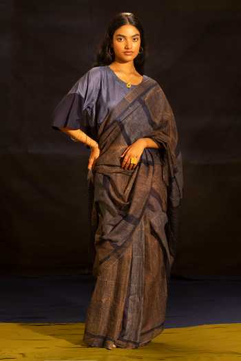 Banana Labs Color Block Pattern Saree With Blouse 