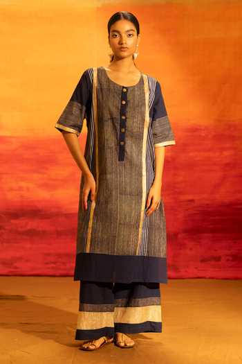 BANANA labs Striped Kurta & Palazzo Set 