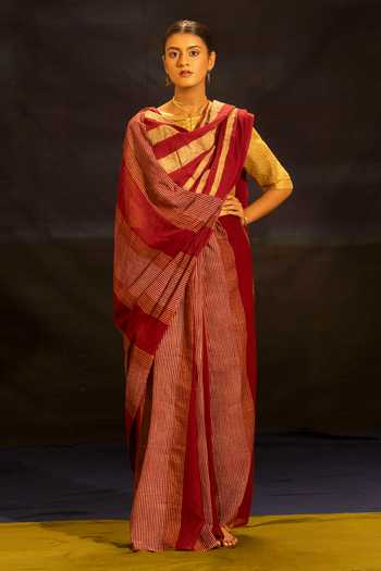 BANANA labs Stripe Pattern Saree 