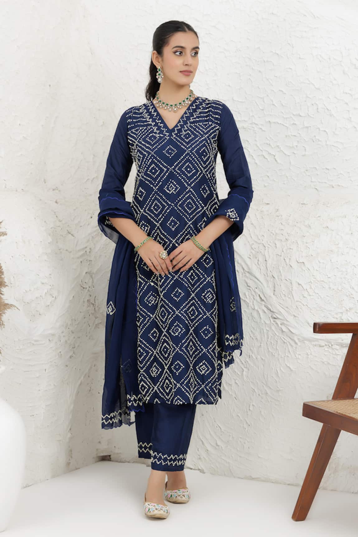 BAIDEHI French Knot Embroidered Kurta Set 