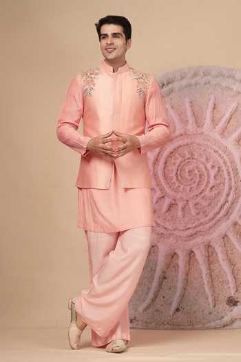 Soniya G Placed Floral Work Nehru Jacket & Kurta Set 