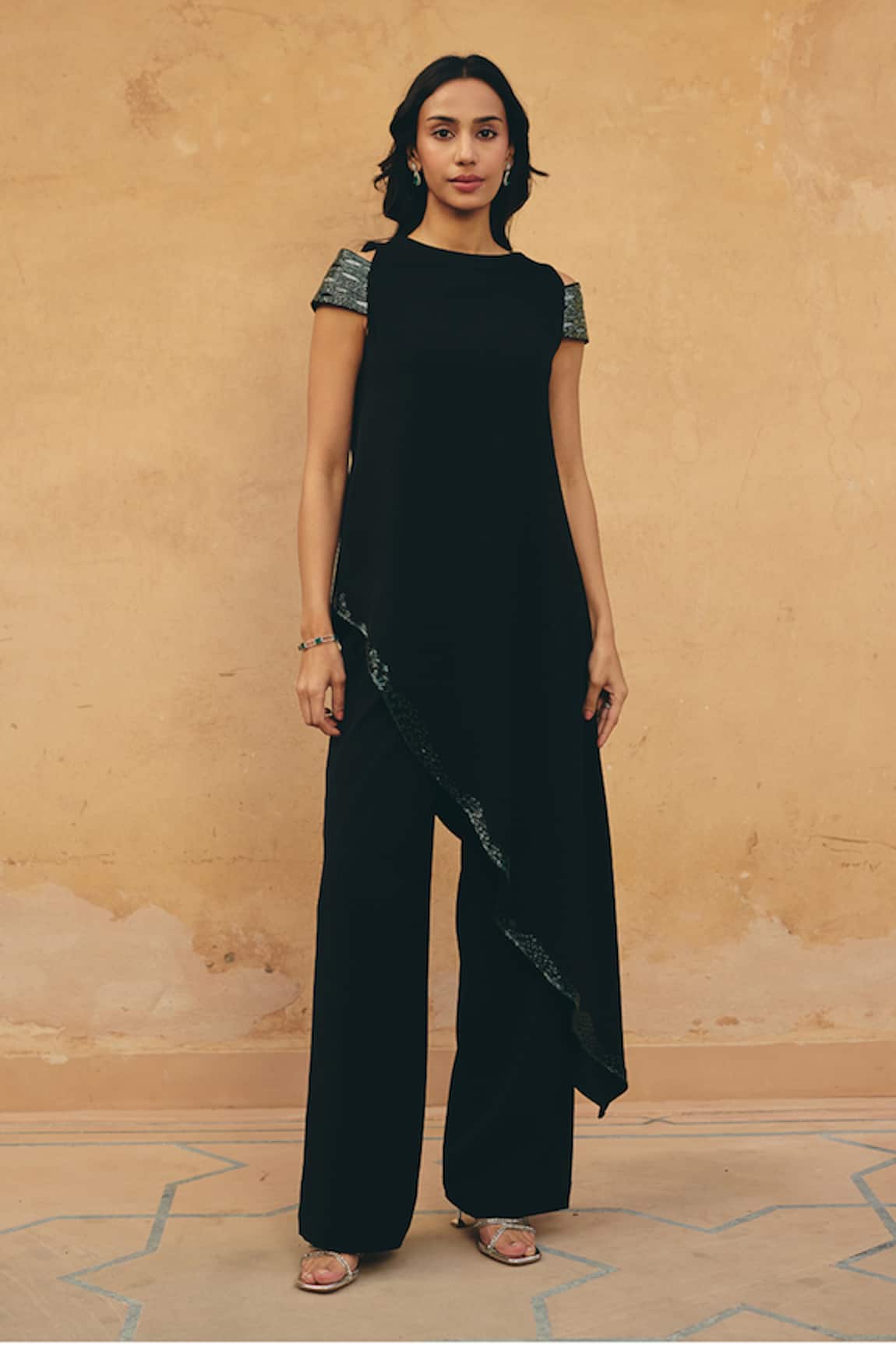 Maenaam Eira Asymmetric Hem Top & Pant Set