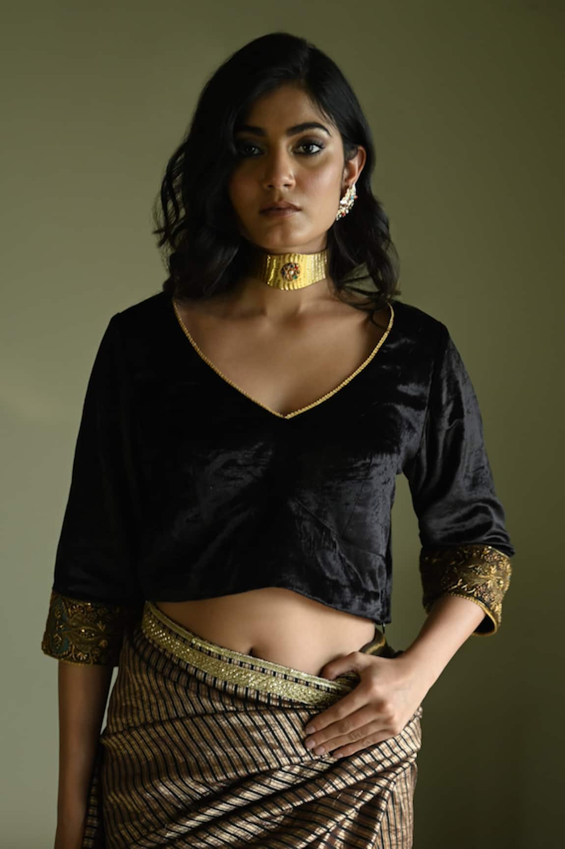 Shorshe Clothing Zubeida Velvet Embroidered Blouse 