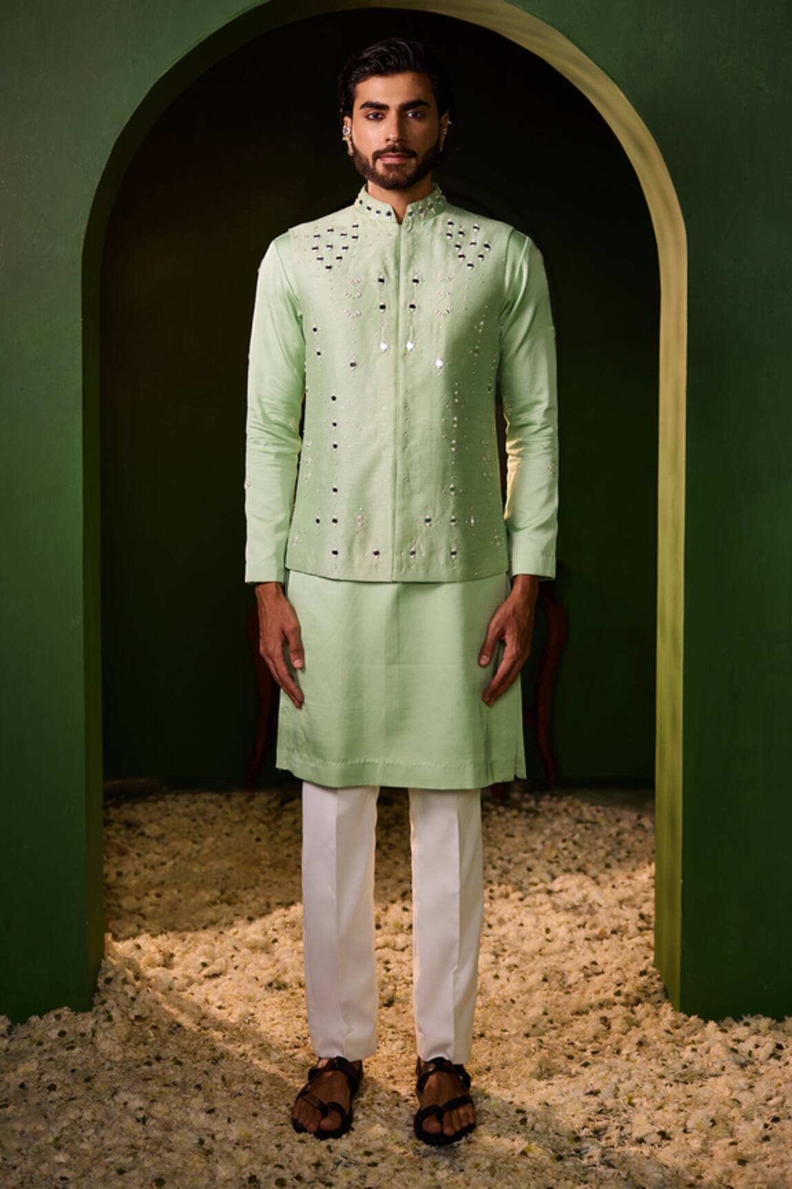 Shreyansh Designs Ananta Mirror Work Bundi Set 