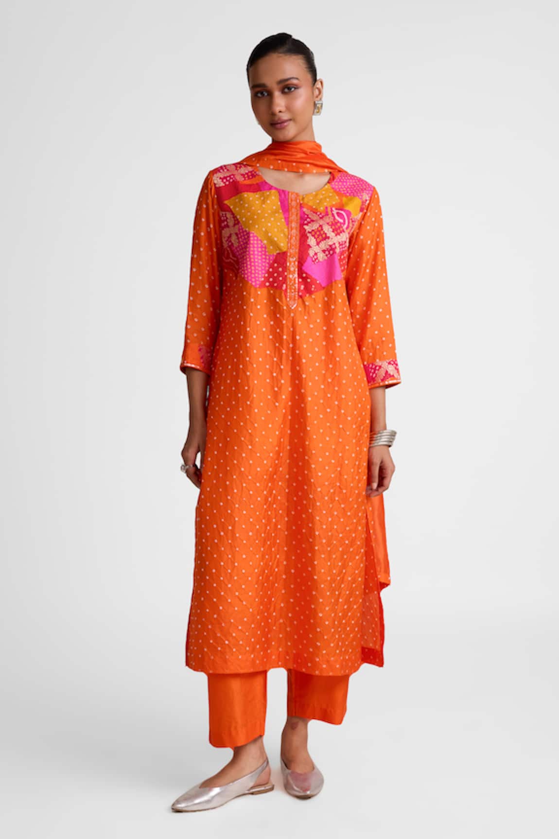 Naina Jain Bandhani Mirror Embroidered Kurta Set 