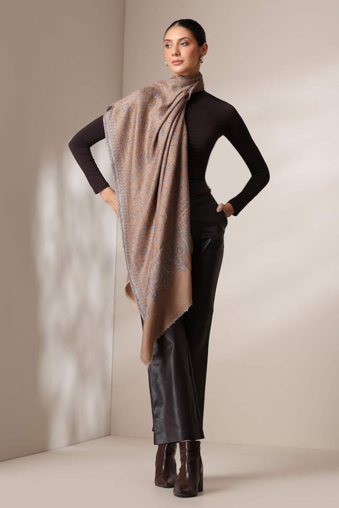 Dusala Pashmina Wool Silk Embroidered Stole 