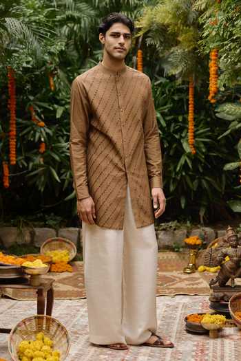 Philocaly Deep Lace Detailing Kurta & Farshi Pant Set 