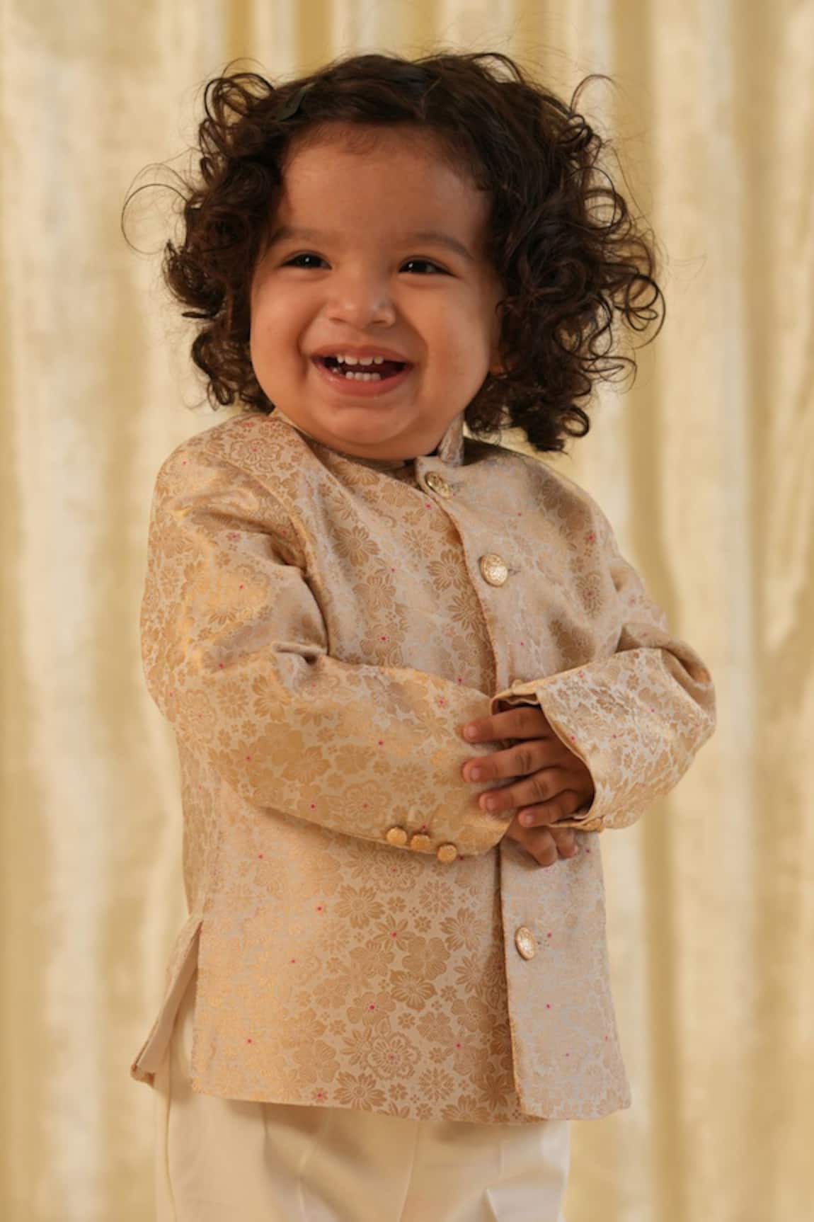 Tiber Taber Floral Woven Bandhgala 