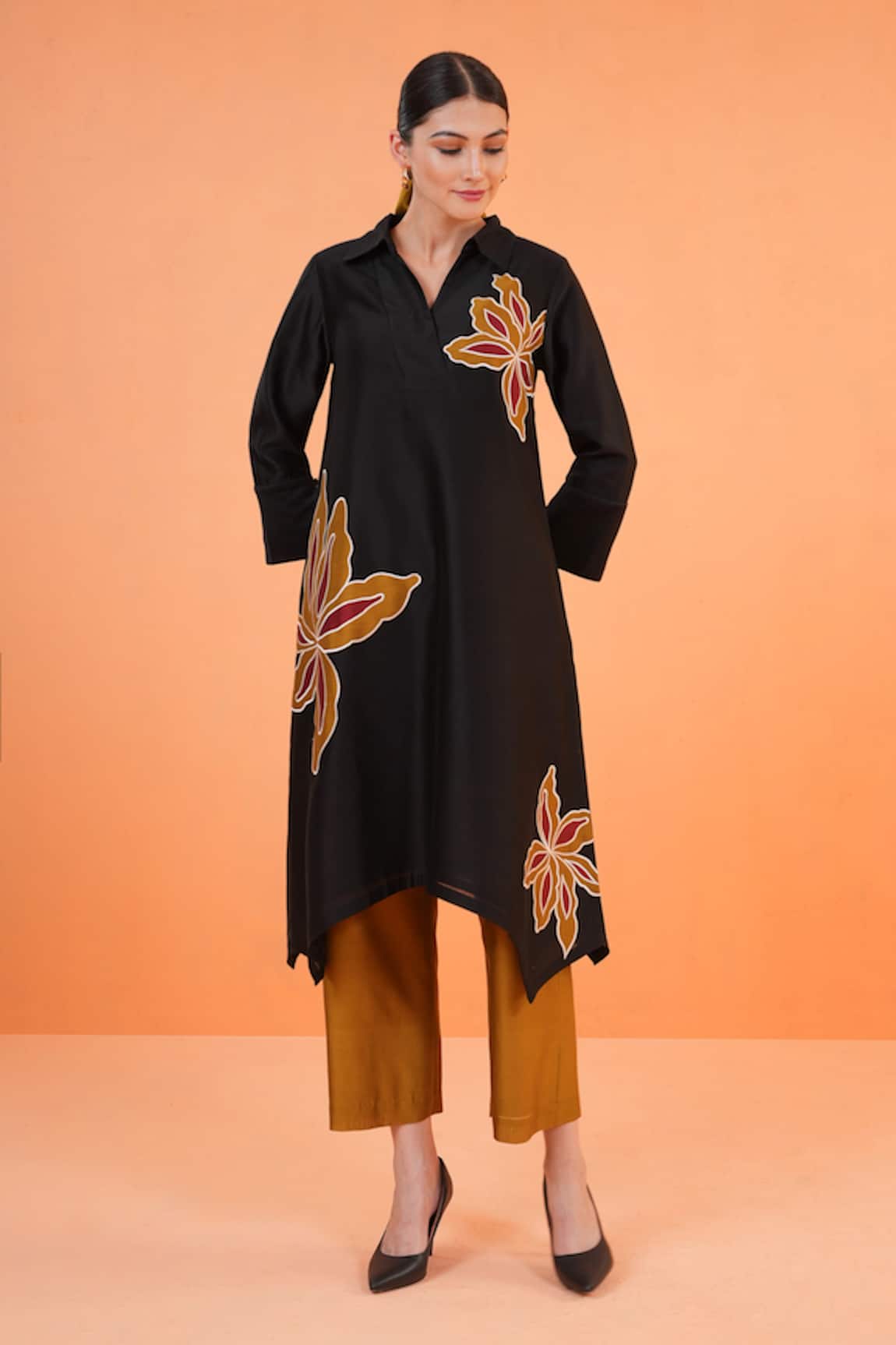 Origani Applique Resham Kurta & Contrast Pant Set 