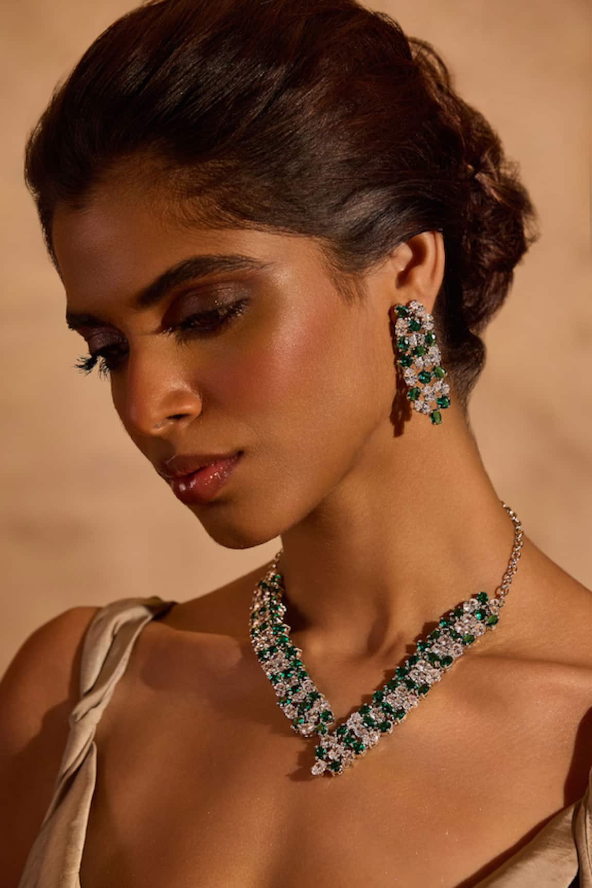 Mnsh Garden Of Green Embellished Necklace 