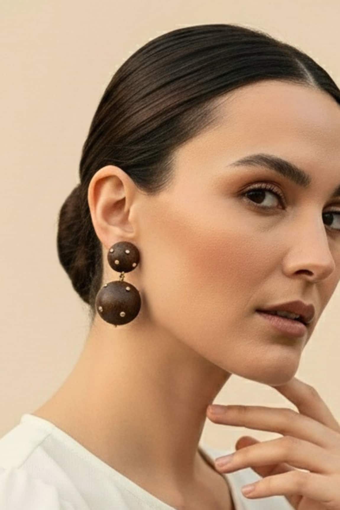 Mnsh Shore Wave Embellished Drops 