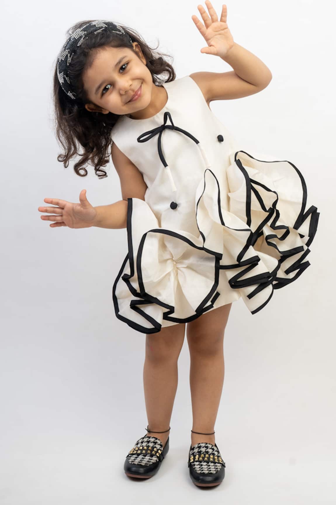 Lil Angels Ruffled Bow Detail Dress 