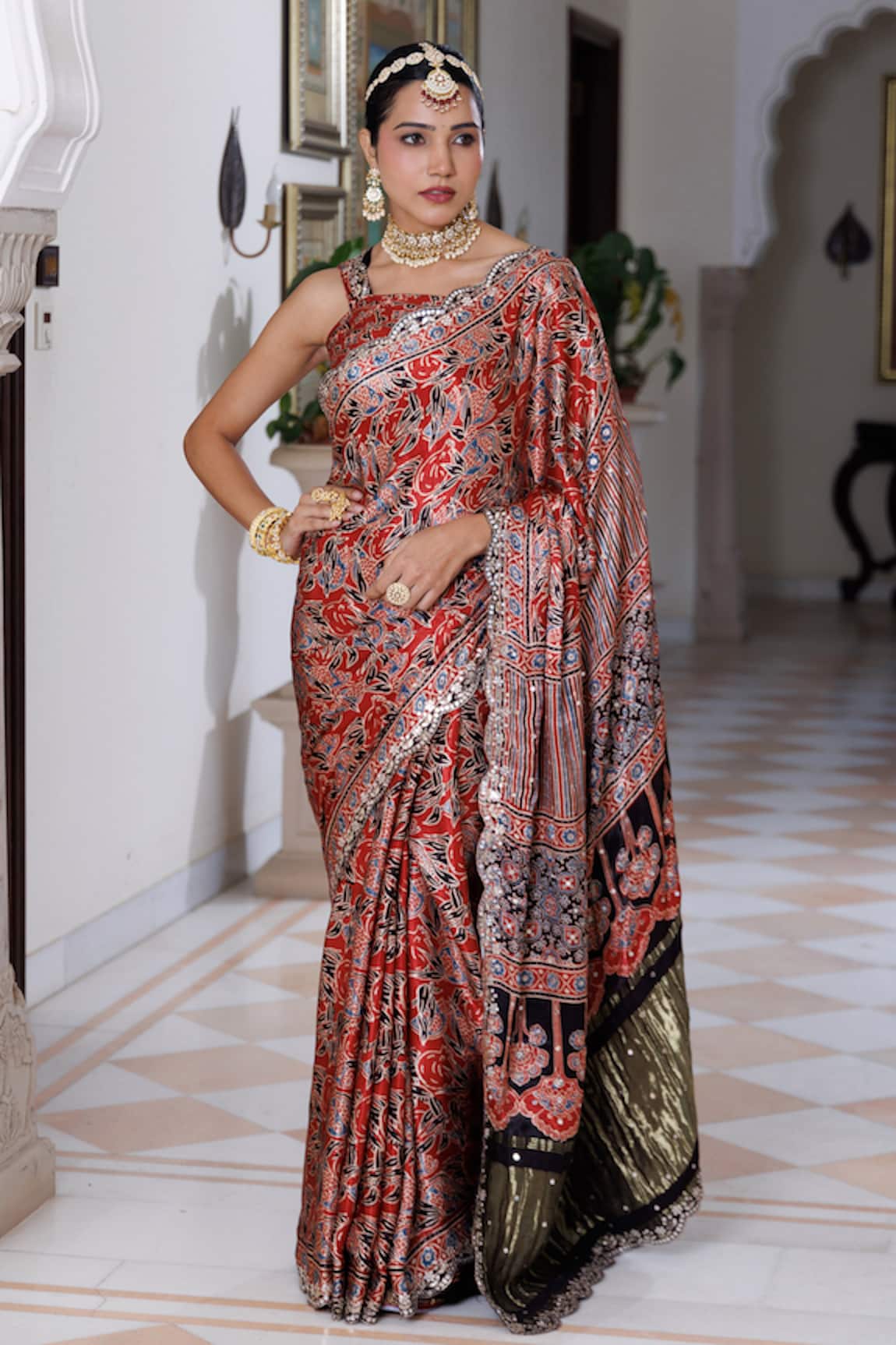 Geroo Jaipur Printed Saree With Unstitched Blouse Piece 