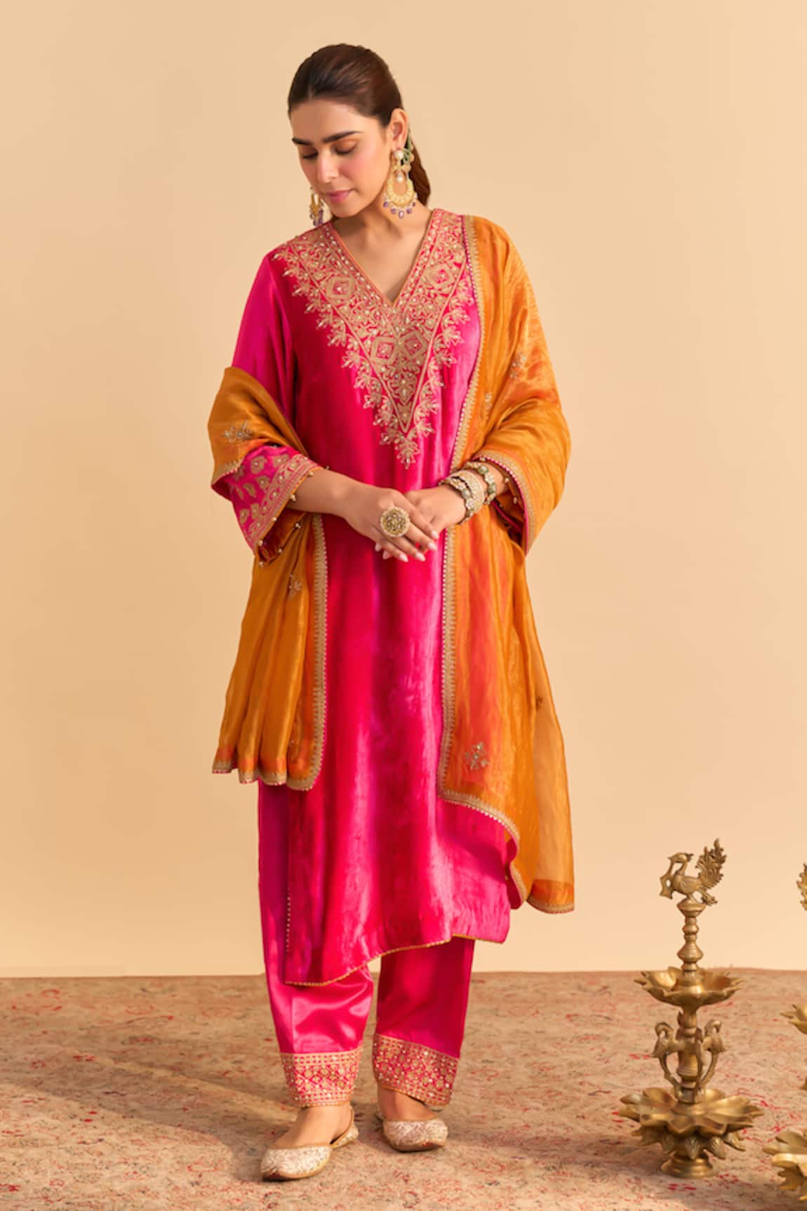 Sheetal Batra Aynaz Embroidered Kurta Salwar Set 