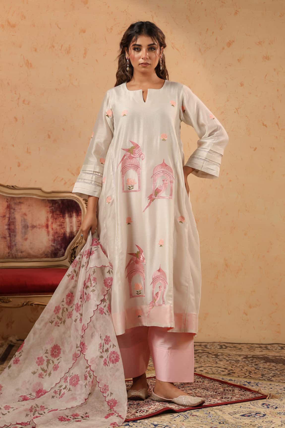 Anshu Wadhwa Chanderi Resham Embroidered Kurta Set 