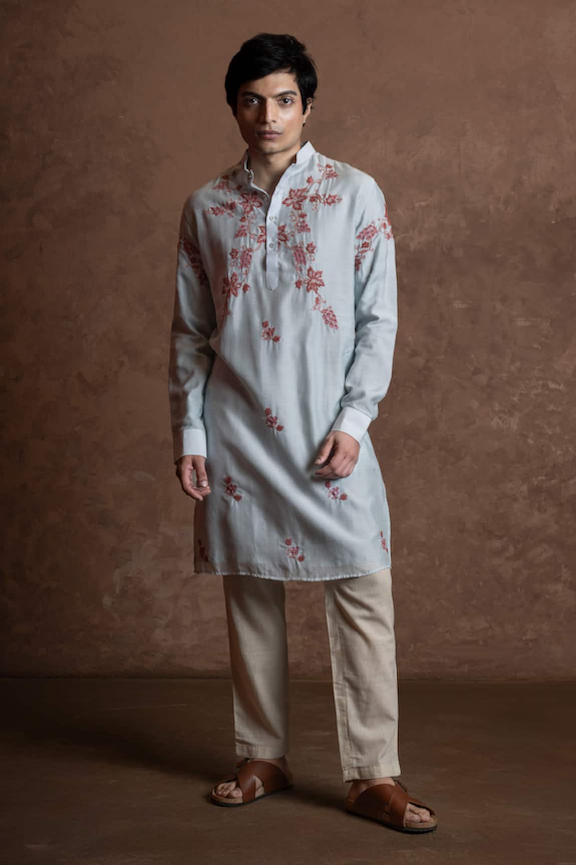 Vaani Beswal Gulbahar Floral Embroidered Kurta 