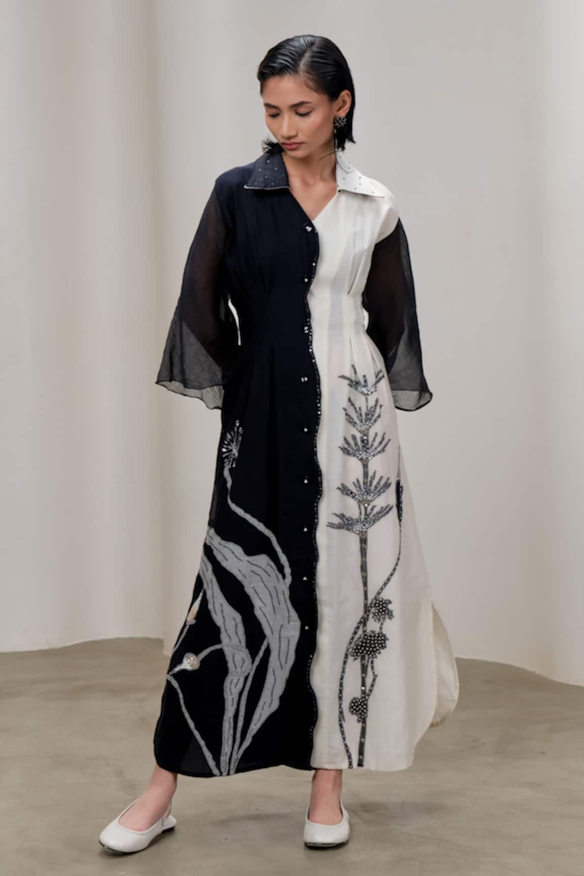 The Right Cut Chanderi Embroidered Bicolor Maxi Dress 