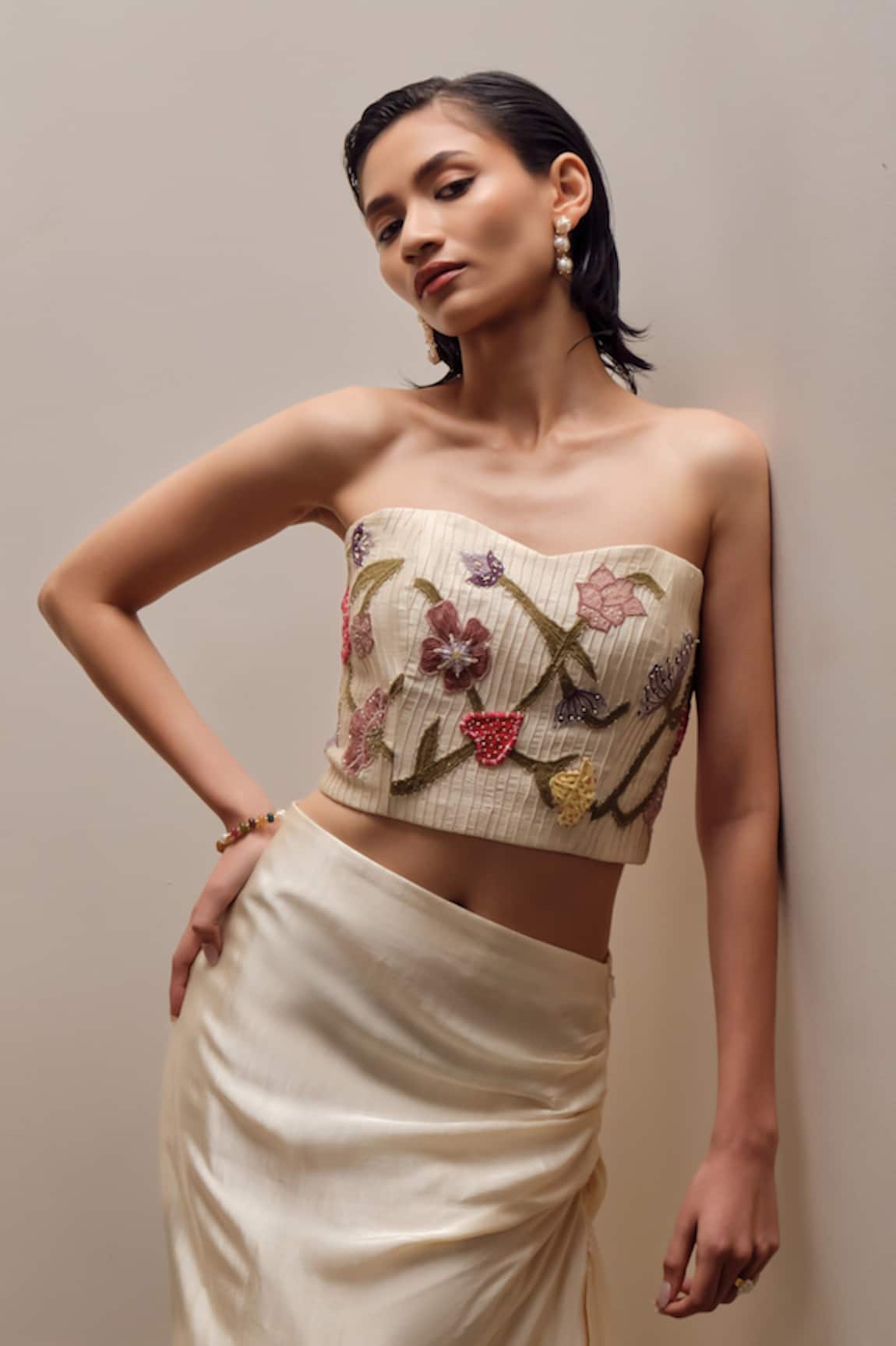 The Right Cut Fleur Floral Embroidered Crop Top 