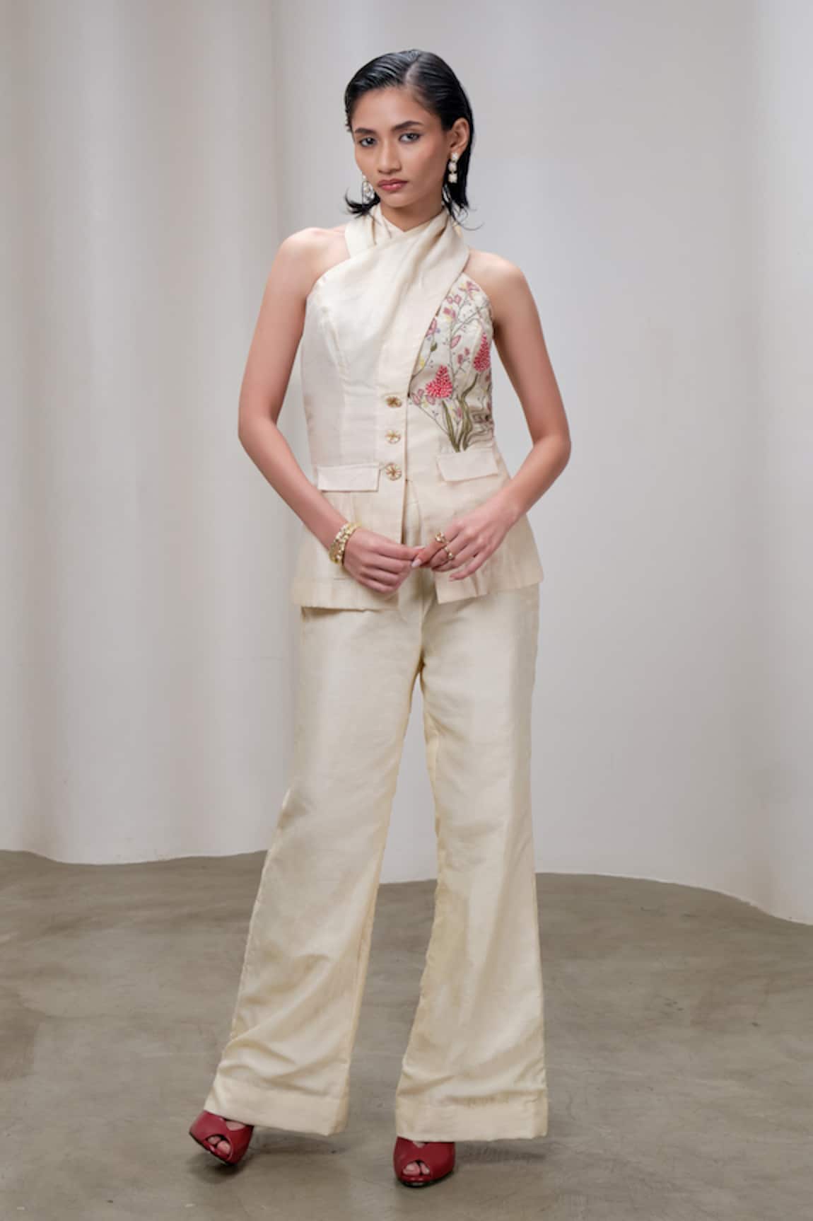 The Right Cut Halter Neck Floral Embroidered Top 