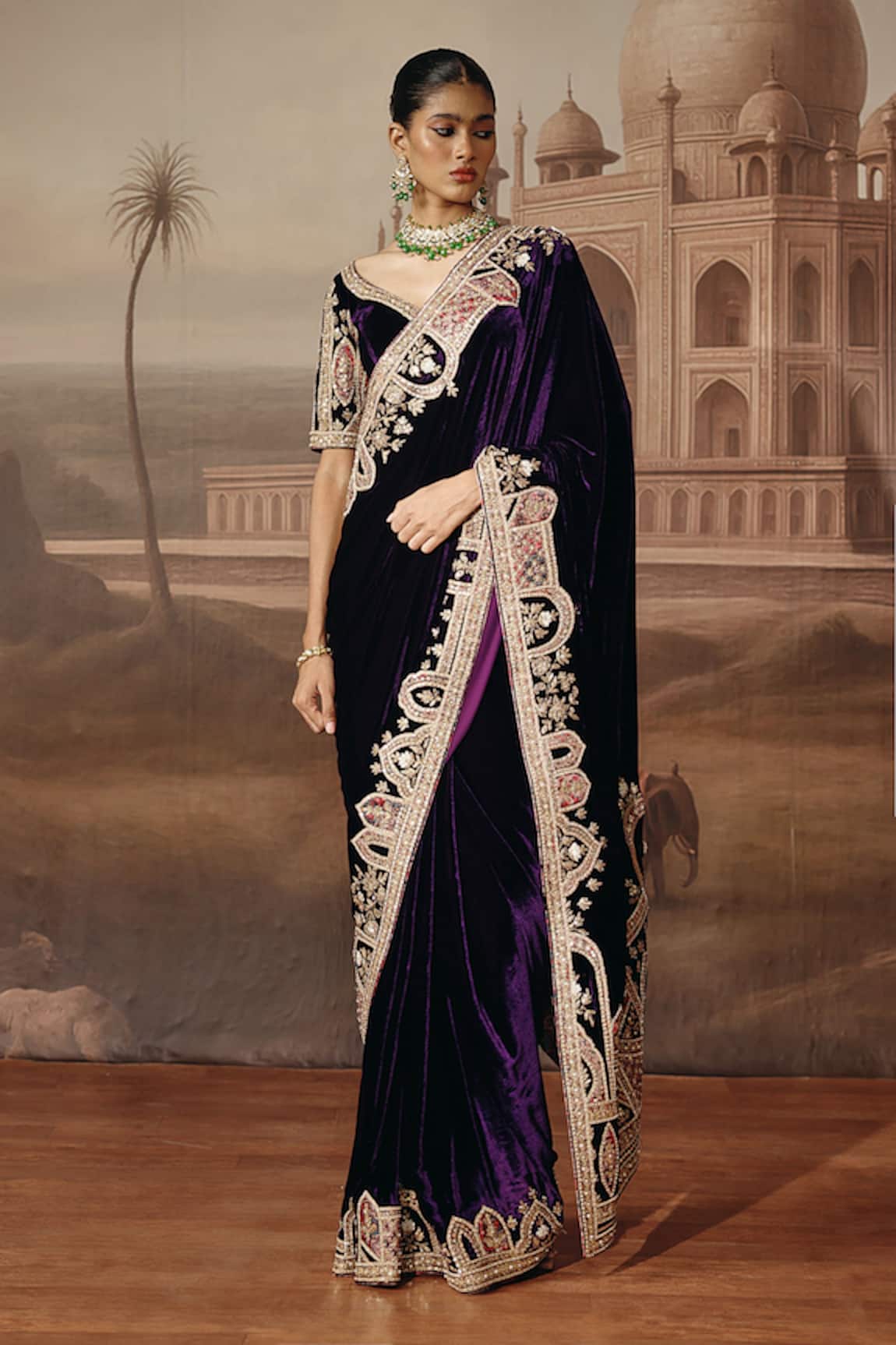 Sabe Raahi Embroidered Velvet Saree With Blouse 