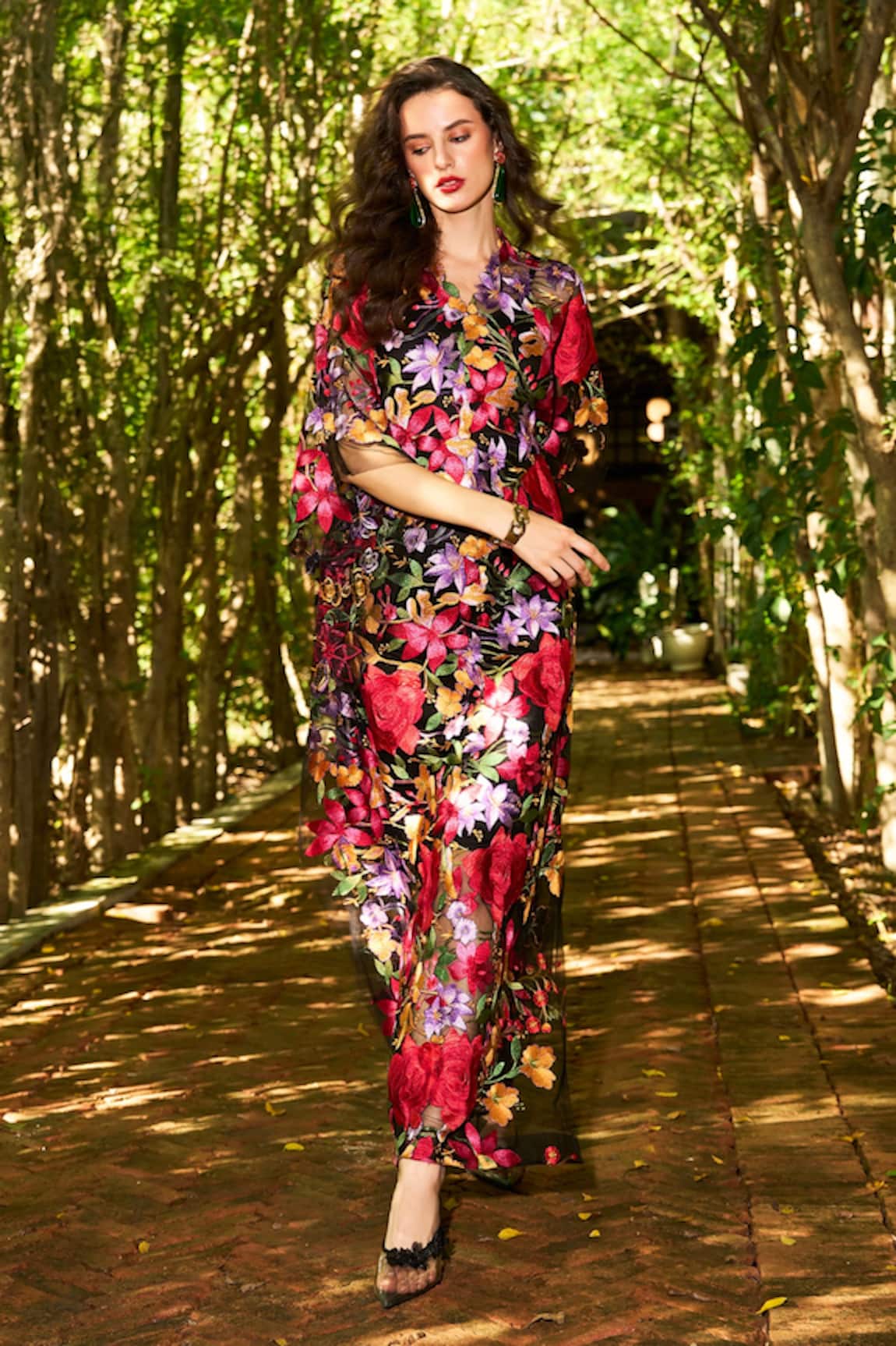 Dash And Dot Floral Embroidered Kaftan 