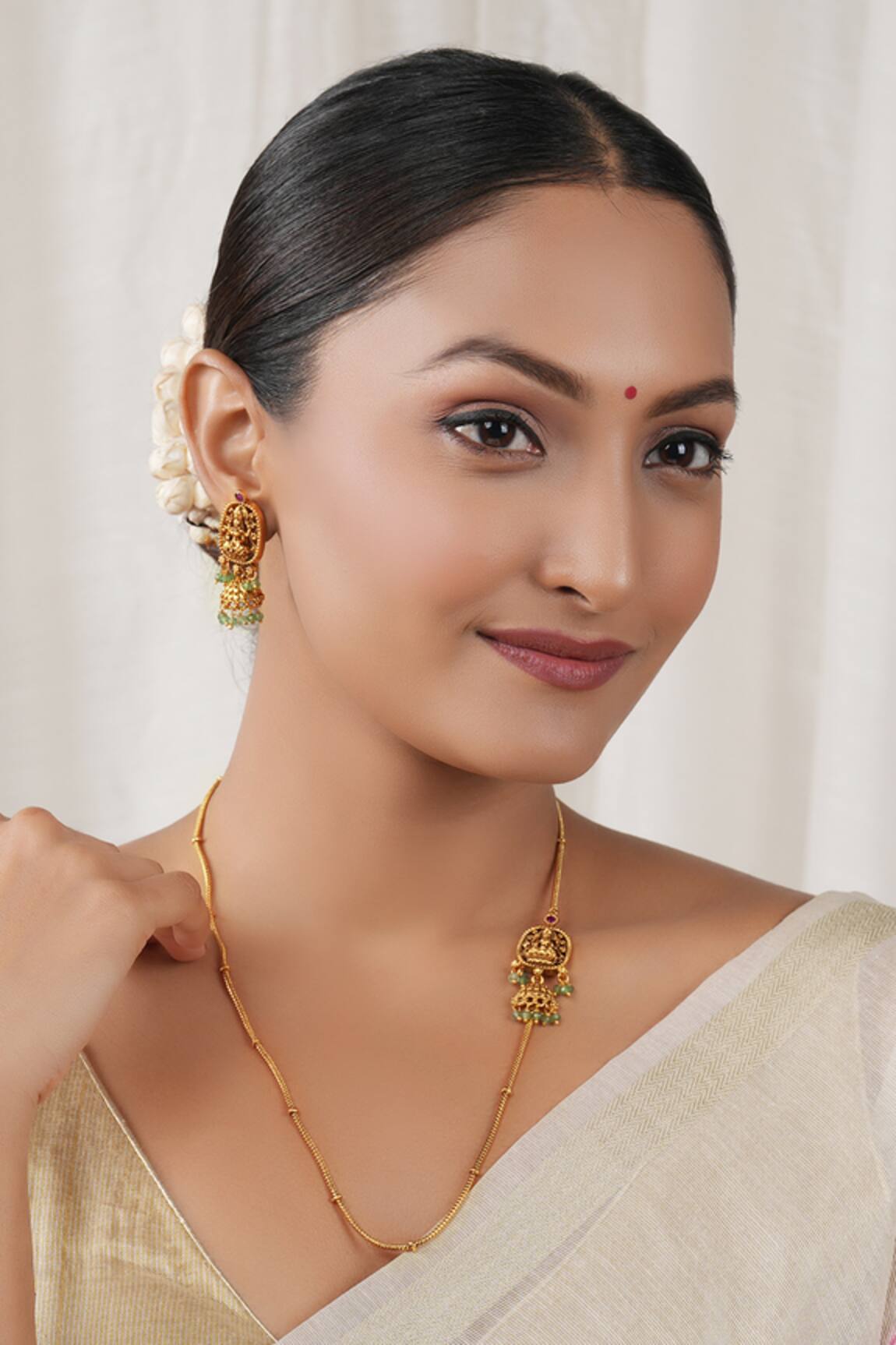 SMARS JEWELRY Maa Lakshmi Carved Brooch Antique Temple Necklace Set 