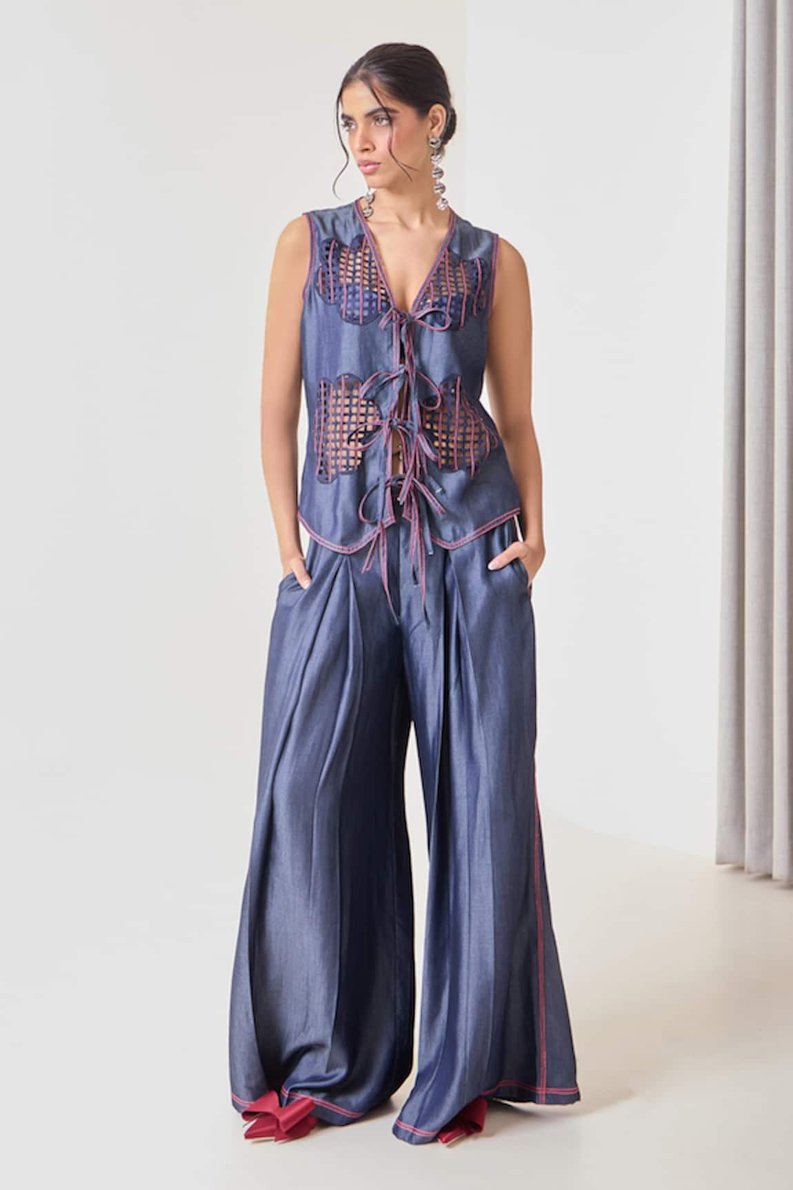 Needleten Pleated Trouser