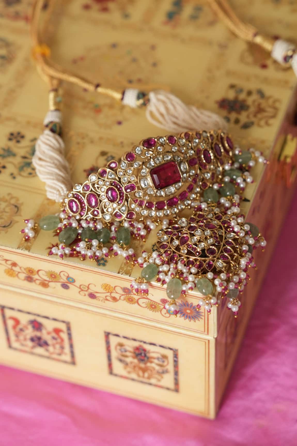 Saga Jewels Stone Studded Necklace Set 