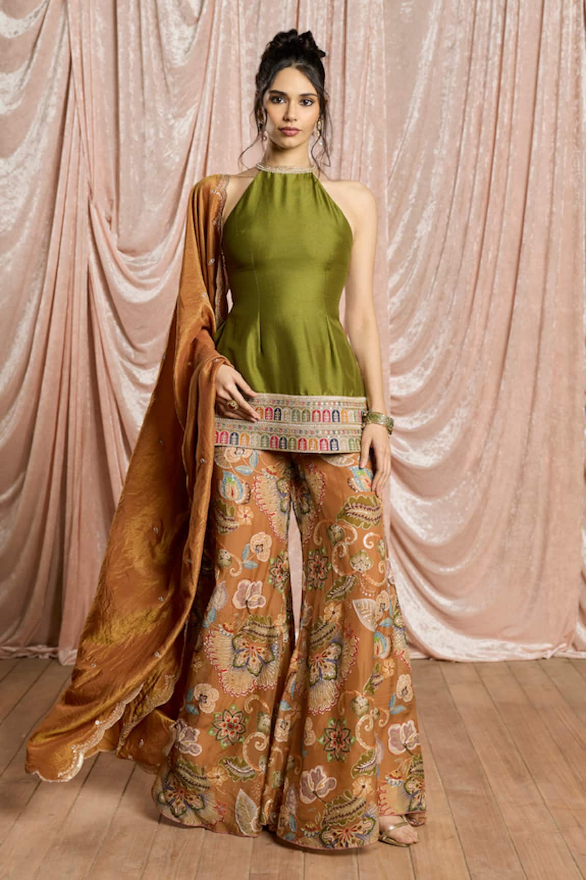 SAANJH BY LEA Zehra Green and Rust Embroidered Halter Sharara Set_duwszjral7gffi 