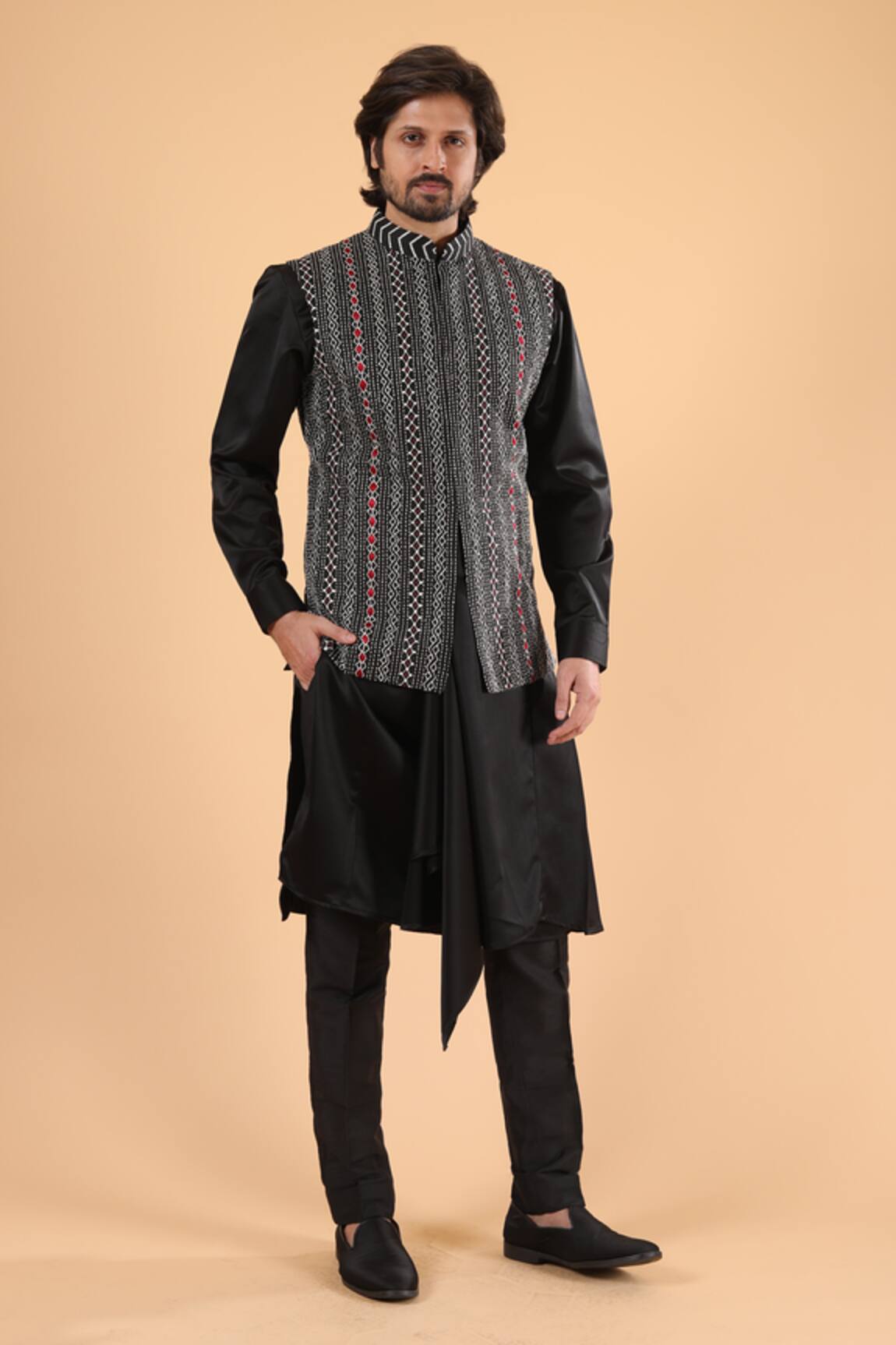 Millionaire Thread Work Bundi Kurta Set 