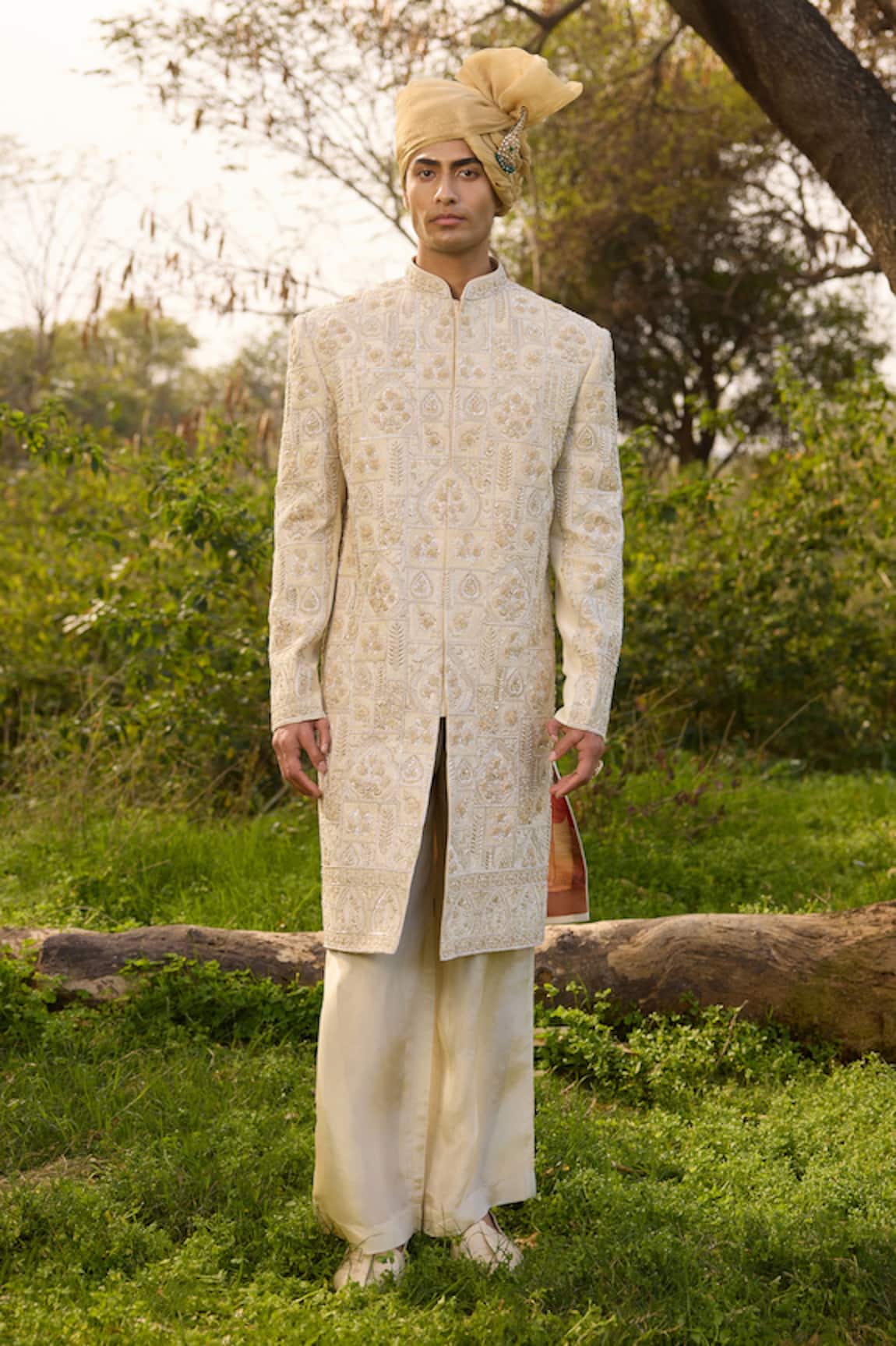 Mukti And Kavith Casa The Opulent Embroidered Sherwani Set 