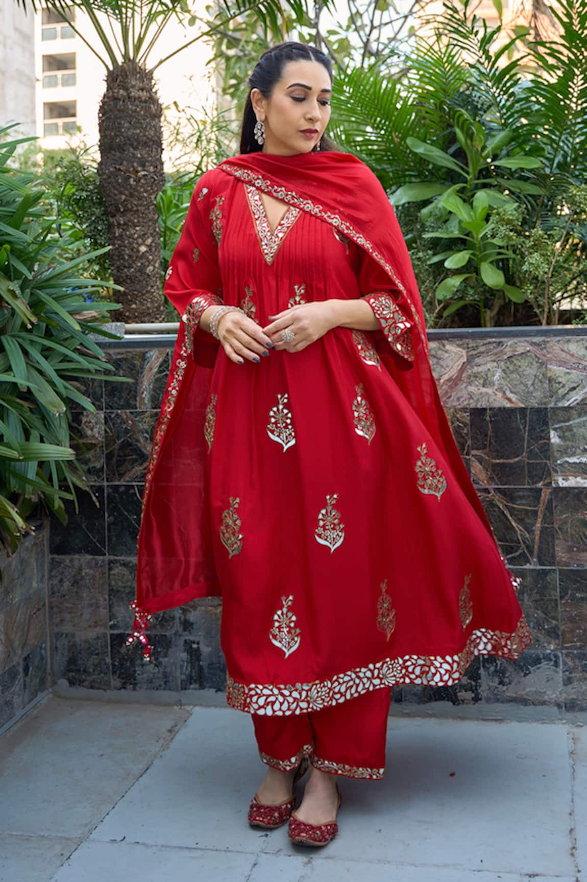 Punit Balana Amer Surkh Laal  Choga Kurta Set 