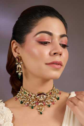 Vivinia By Vidhi Mehra Floral Kundan Choker Necklace Set 