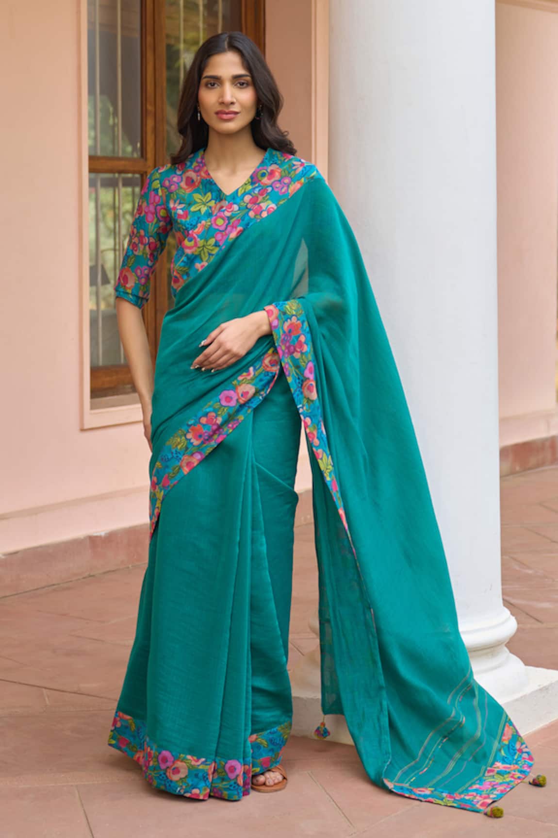 Vaayu Teal Bloom Saree With Blouse 