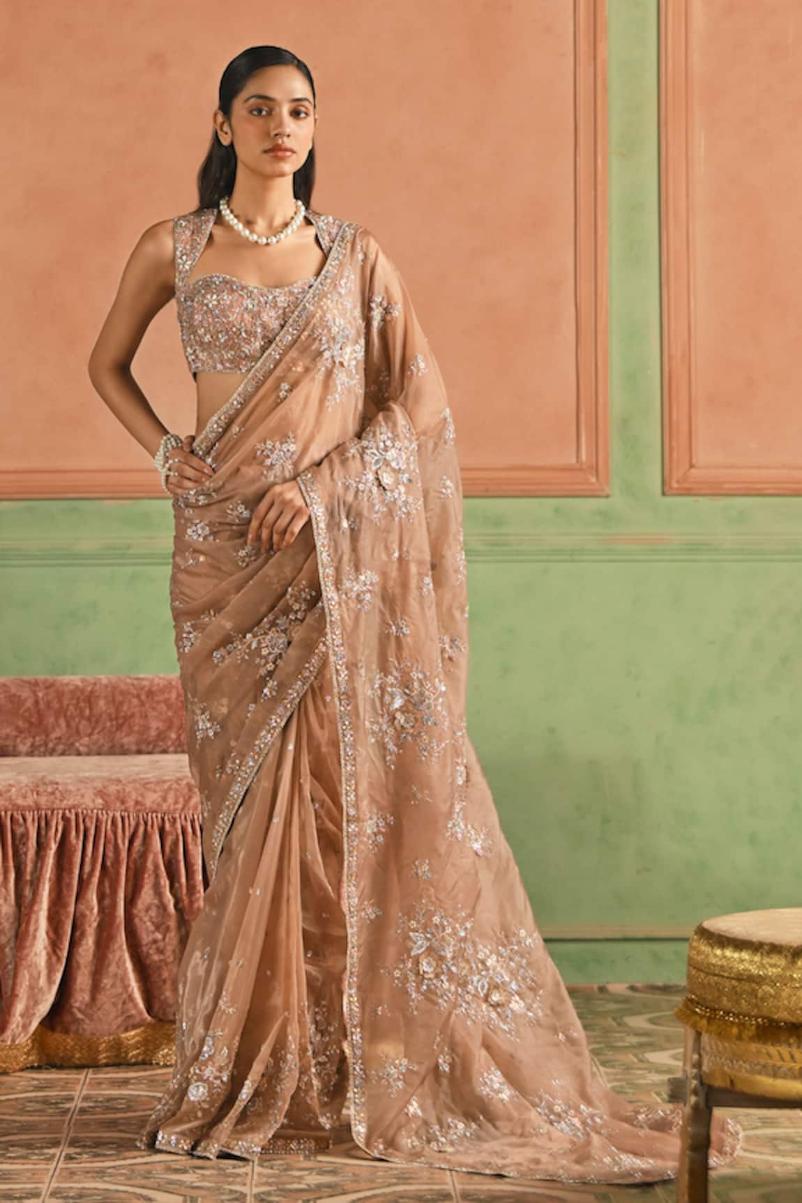 Lashkaraa Floral Pattern Pre-Draped Saree With Blouse