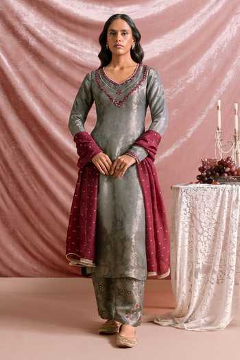 Parshya Banarasi Tissue Kurta Pant Set 