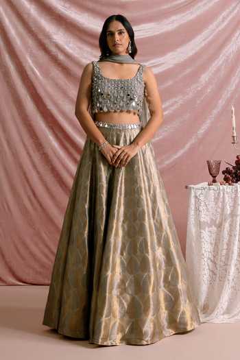 Parshya Droplet Boxy Blouse Lehenga Set