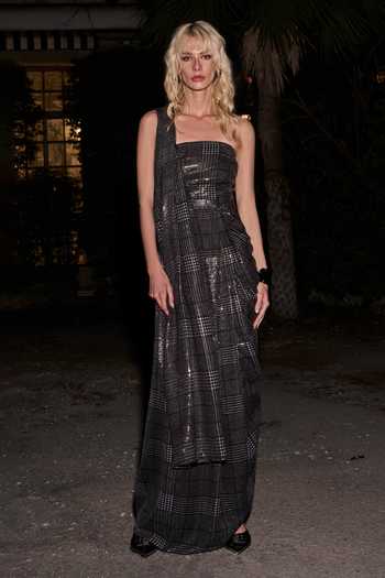 Dash And Dot Houndstooth Sequin Work Saree Gown 