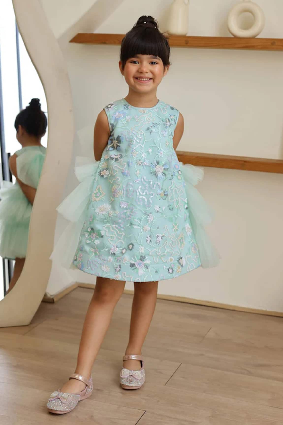 Janyas Closet Ocean Glow Layered Back Party Dress 