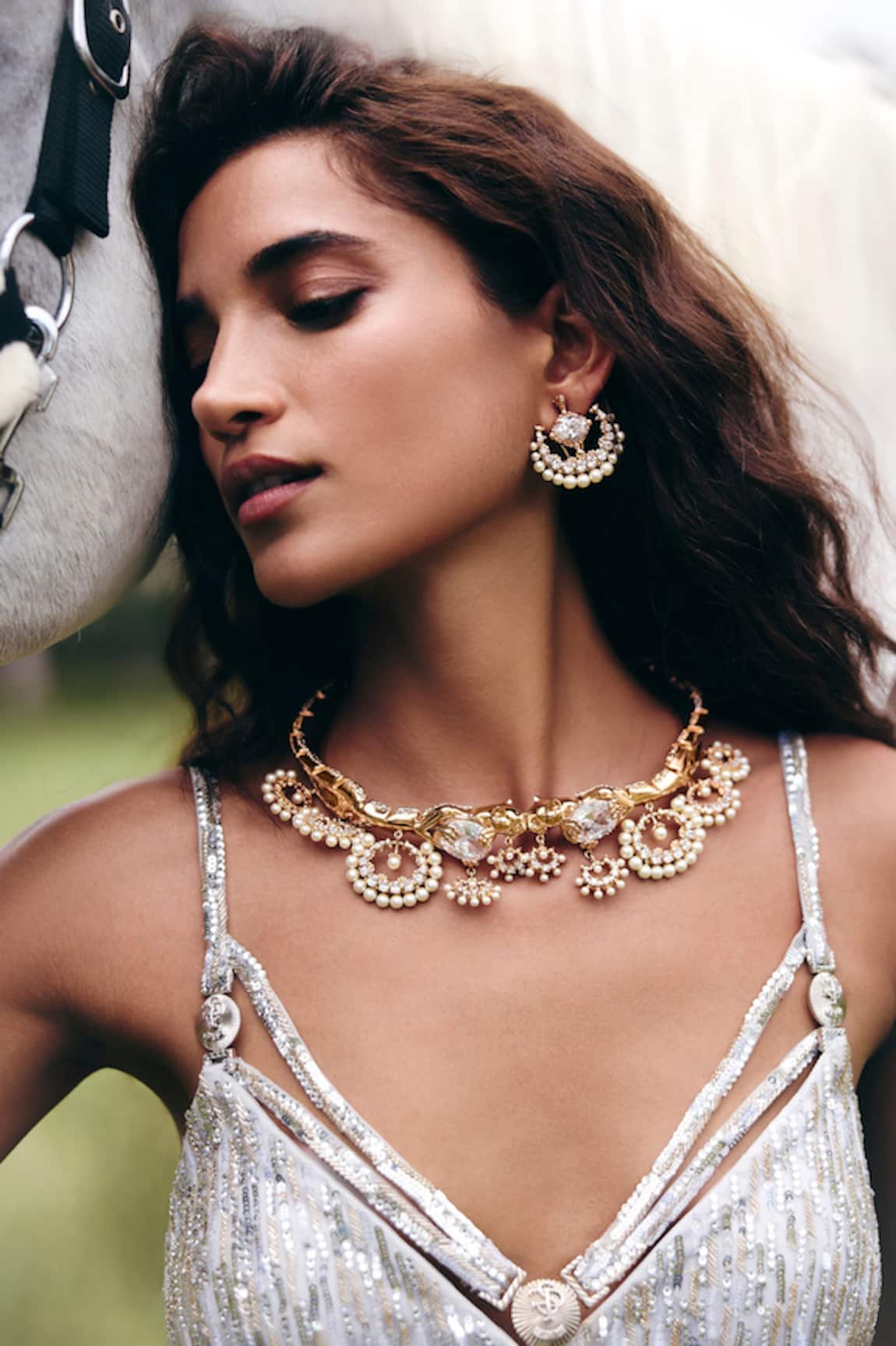 Outhouse Wild Majestic Pearl Choker 