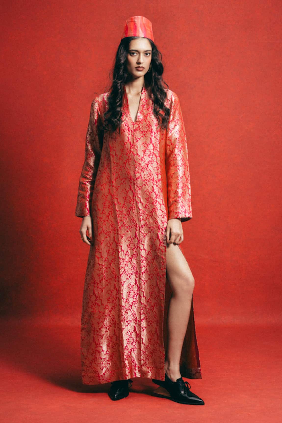 Ekaya Banaras Handwoven Banarasi Emboss Silk Kaftan 