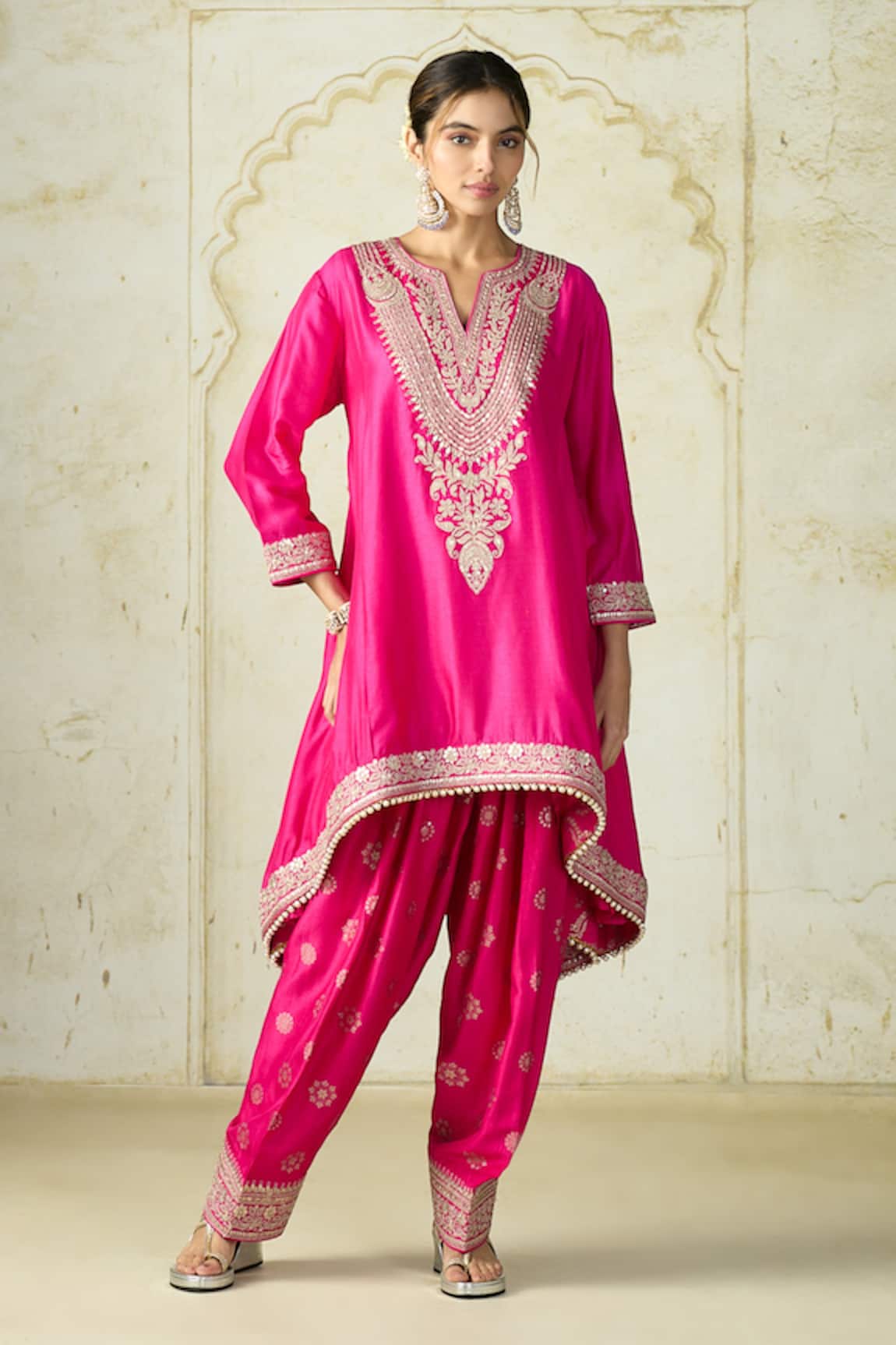 Gopi Vaid Embroidered Asymmetric Kurta & Farshi Salwar 
